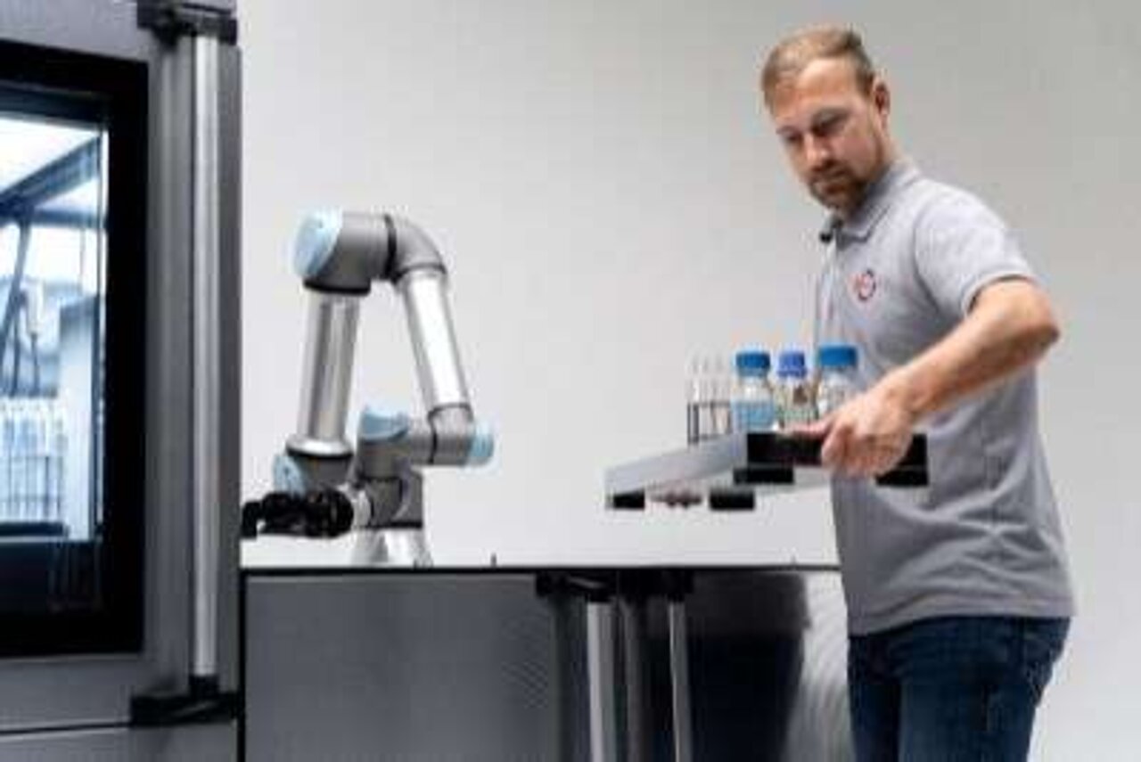 Labor Automatisierung Memmert m360 individuelle Anfertigung